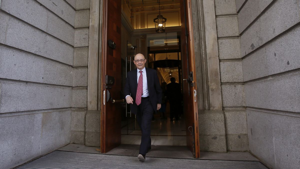 Cristóbal Montoro: historia de la política económica del PP en España