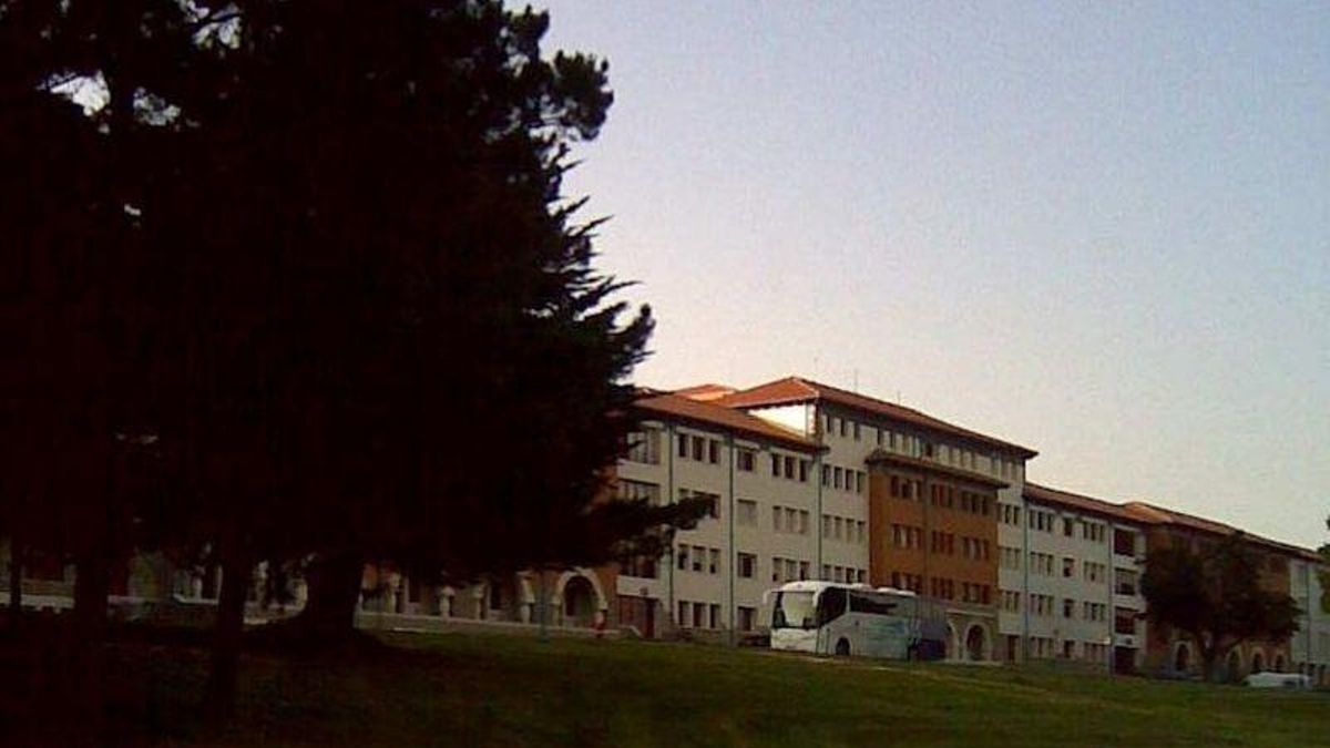 Sanidad trasladará la actividad psiquiátrica del Hospital Parayas al Hospital de Liencres