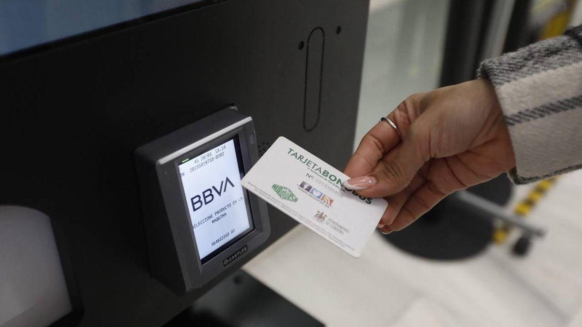 Continúan las incidencias para los usuarios de Aucorsa que recargan las tarjetas 'online'