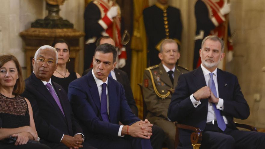 40 años en la UE de celebración y un funeral