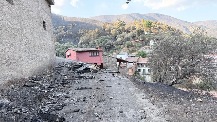 El incendio de Las Hurdes, a punto de estabilizarse: autorizan la vuelta a casa de todos los evacuados