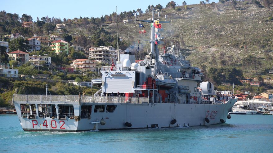 Llegan a Albania para su repatriación 40 inmigrantes rechazados por Italia