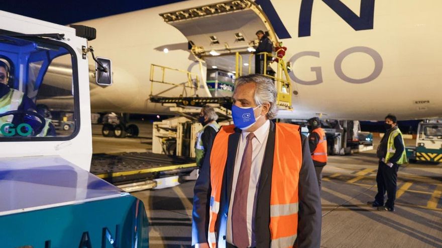 Argentina superó las 20 millones de vacunas tras la llegada de 930 mil dosis de AstraZeneca