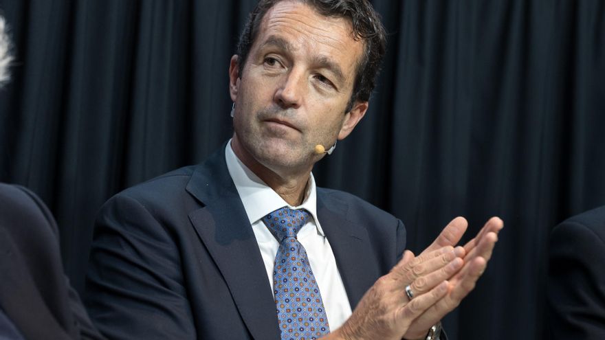 Escribano celebra un año al frente de Indra con dudas sobre la compra de su empresa y plusvalías multimillonarias