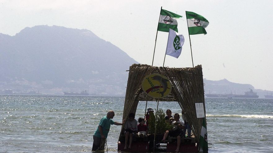 Verdemar Ecologistas exige que el submarino atracado "se vaya y deje de poner en riesgo nuclear" el Estrecho