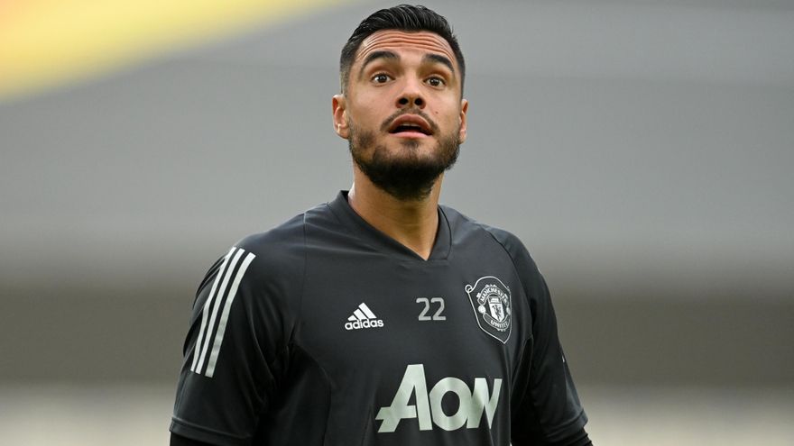 "Chiquito" Romero aceptó la oferta de Riquelme y es nuevo arquero de Boca