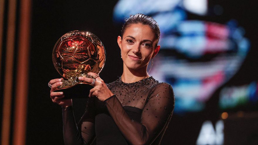 Aitana Bonmatí gana el Balón de Oro 2023: "Tenemos una responsabilidad dentro y fuera del campo"