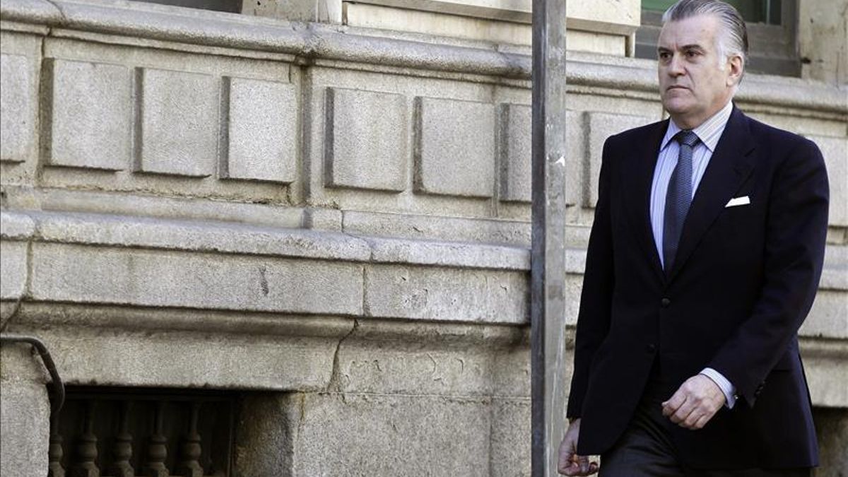 Bárcenas y Rus, en la última sesión de control antes de las elecciones