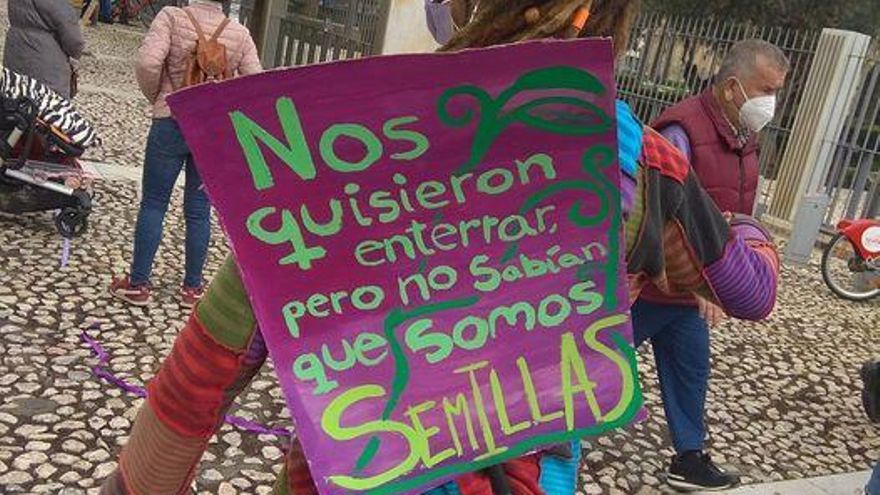 Convocatoria para rodear el Parlamento de Andalucía