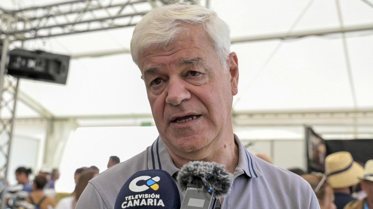 El presidente de El Hierro protesta por no ser invitado a la recepción con el Papa en Canarias