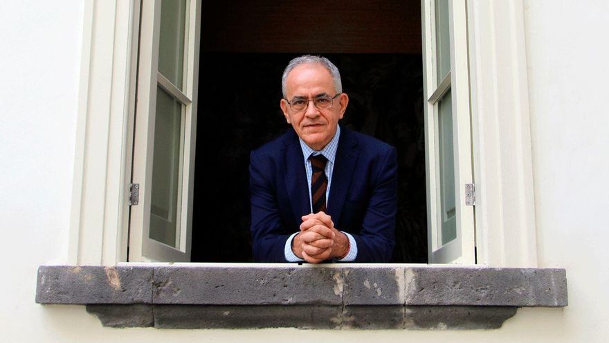 Suspenso en transparencia para los colegios profesionales y las cámaras de comercio de Canarias