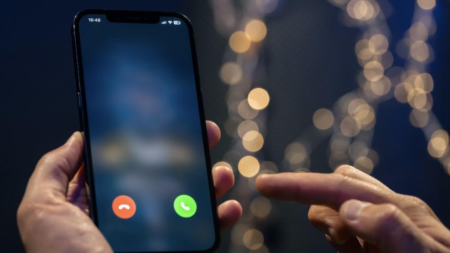 Cómo saber si nos están grabando la llamada telefónica mientras hablamos