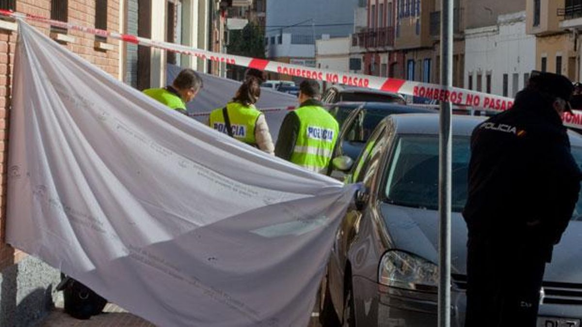 El Reina Sofía refuerza la prevención del suicidio con una campaña centrada en los hombres