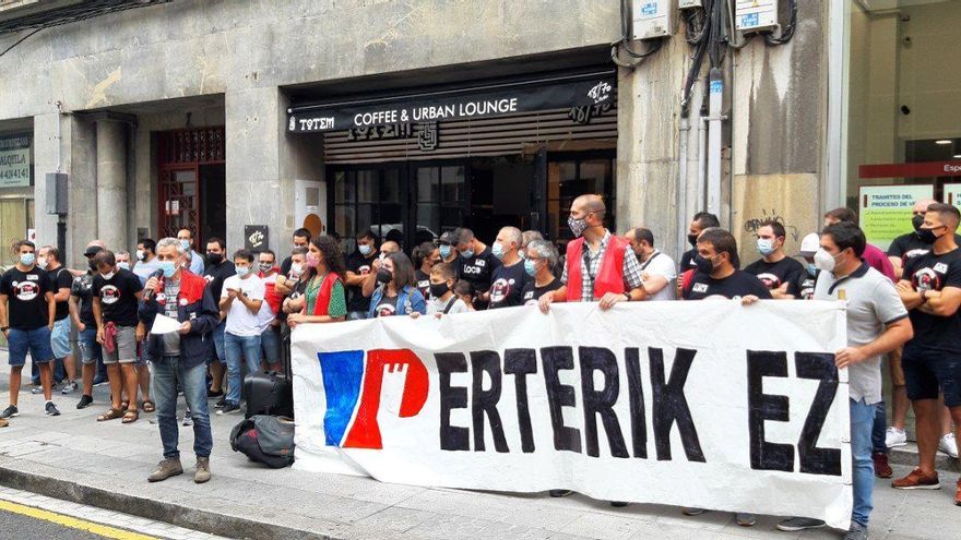 Petronor anuncia la suspensión del ERTE  el 1 de octubre, pero los trabajadores seguirán movilizándose para "acabar con la precarización"