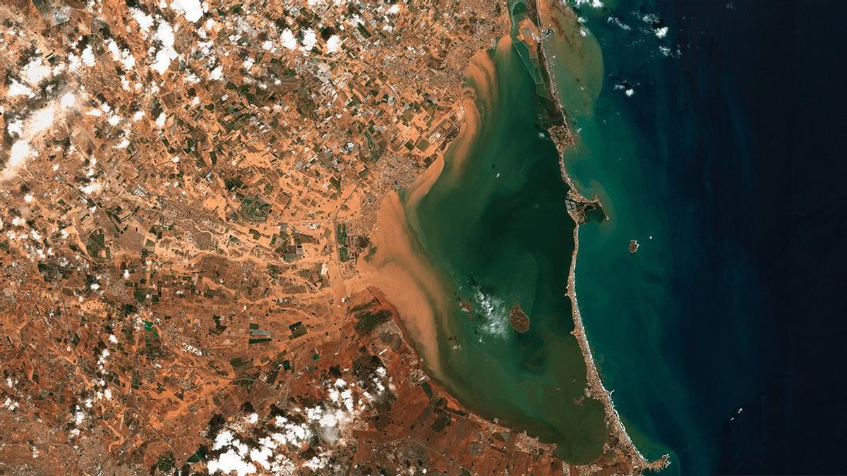 Imagen captada por el satélite Sentinel-2 de escorrentías producidas por lluvias torrenciales en 2019 en el Campo de Cartagena y Mar Menor.
