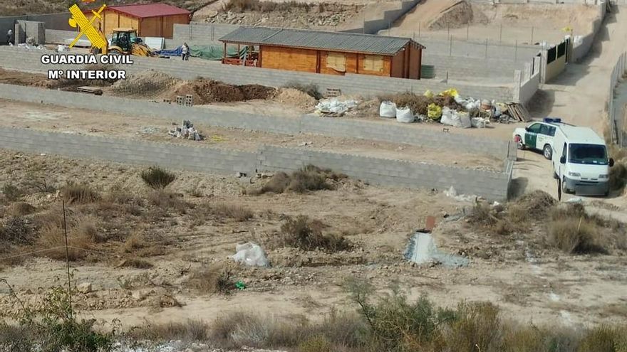 Desmantelado un entramado de compra y venta de parcelas en suelo rústico protegido e inundable en Alicante