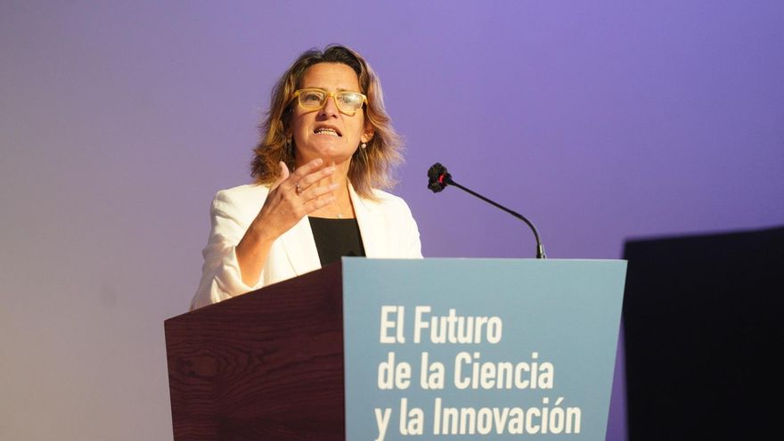 Teresa Ribera asegura que el acuerdo entre energéticas y electrointensivas está cerca: "El precio de la electricidad va a caer"