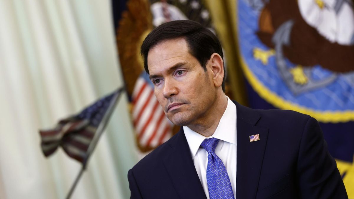 Marco Rubio en el Despacho Oval, después de la reunión con los representantes de Israel y Líbano en Washington, el 23 de abril de 2026.