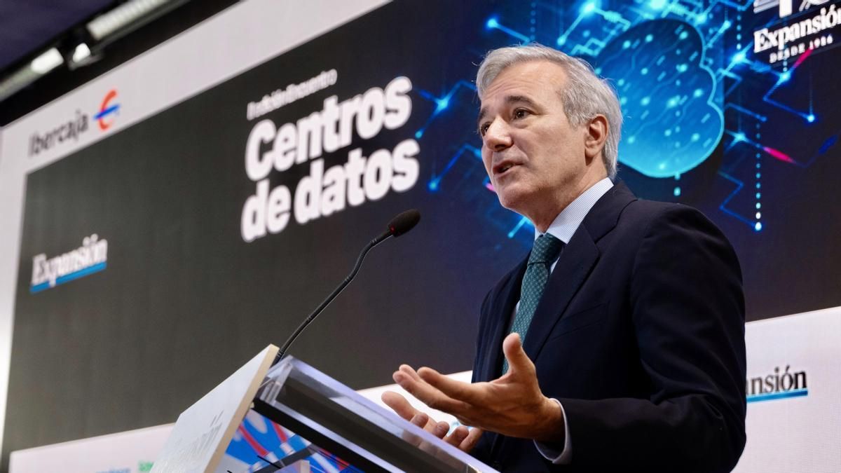 Azcón defiende el fichaje de su exasesora para grandes inversiones por Blackstone: "Cumple con toda la normativa"