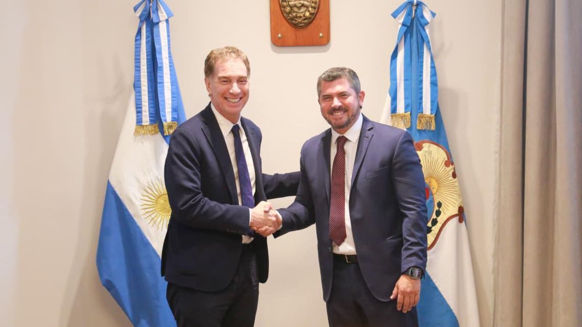 Diego Santilli y el gobernador de San Juan Marcelo Orrego.