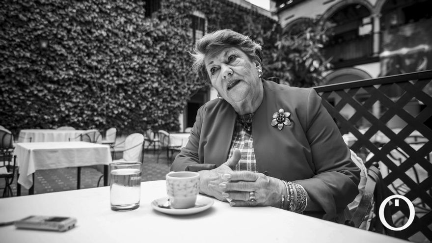 Olga Caballero, presidenta de la Agrupación de Cofradías