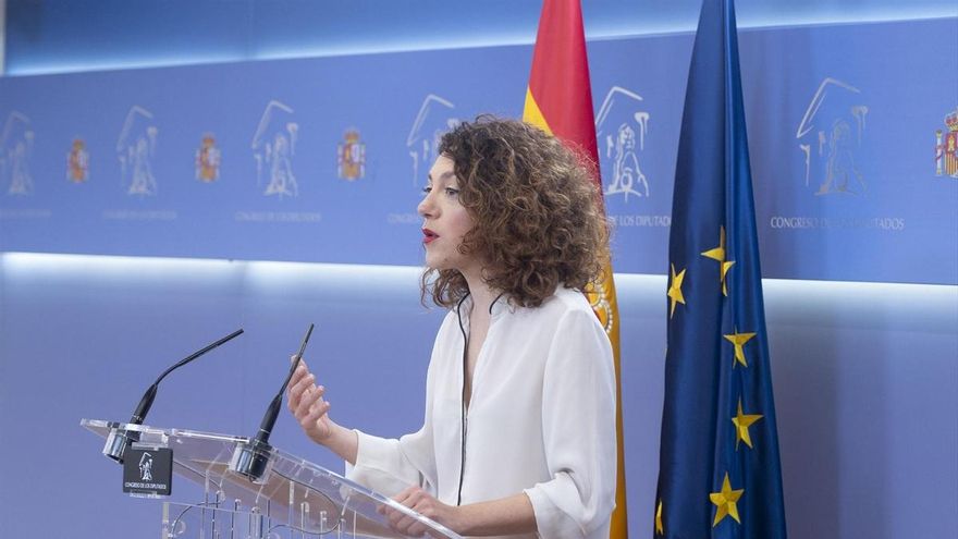 La diputada de Sumar, Aina Vidal, durante una rueda de prensa en el Congreso de los Diputados, a 28 de enero de 2025, en Madrid