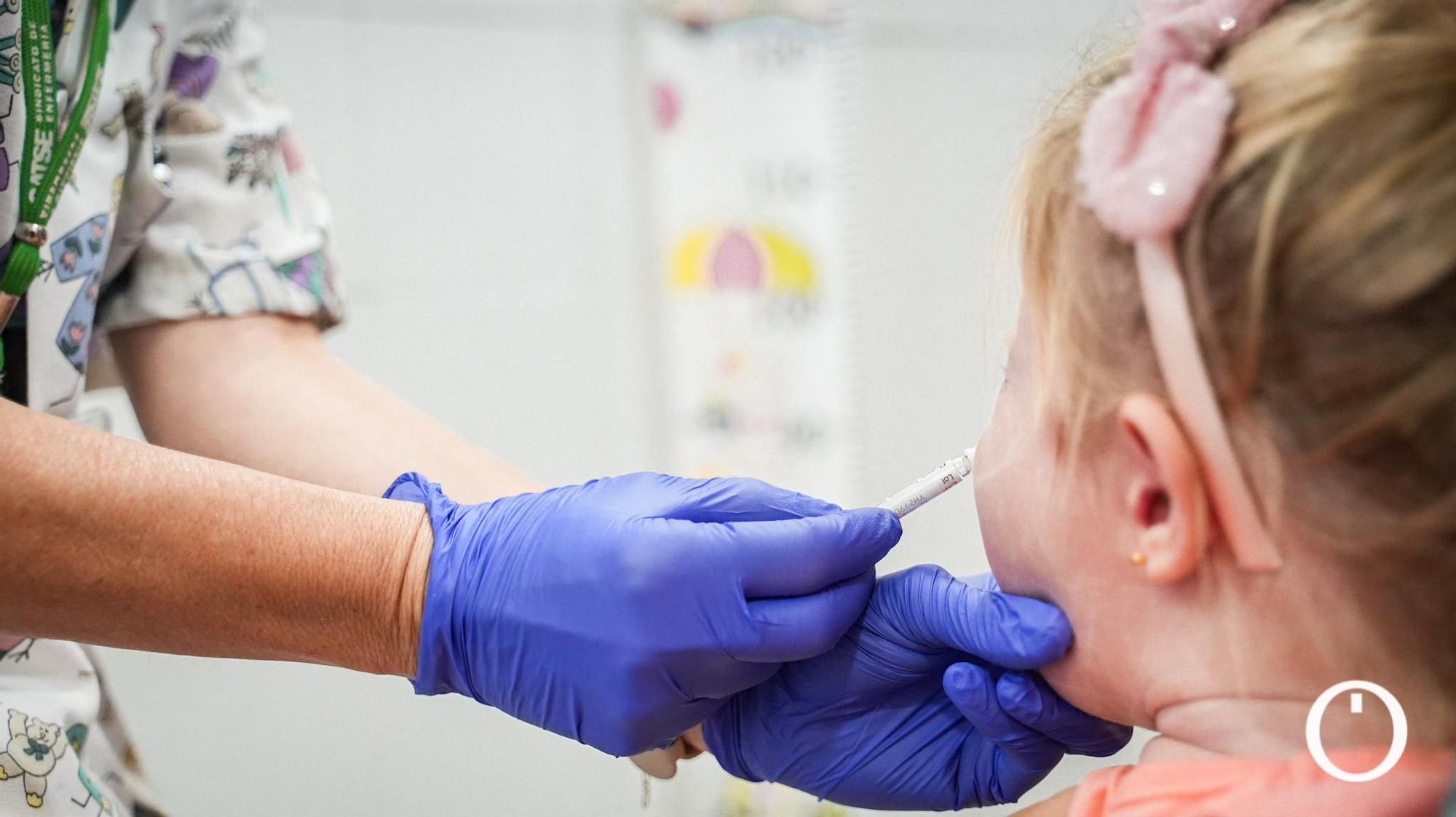 Primer día de vacunación contra la gripe infantil