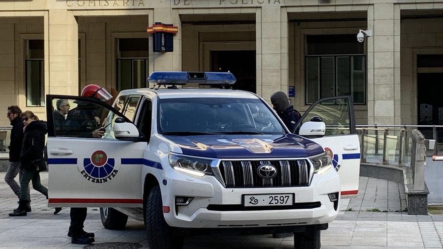 Interior autorizará a la Ertzaintza a realizar investigaciones en Francia como la Policía Nacional y la Guardia Civil