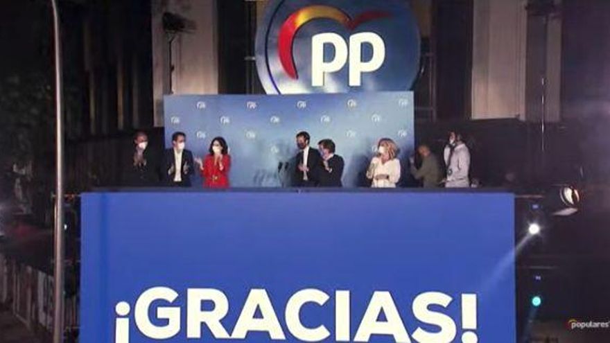 El PP celebra la victoria electoral en Génova