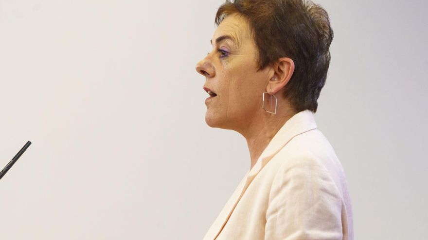La diputada de EH Bildu Mertxe Aizpurua comparece en rueda de prensa.