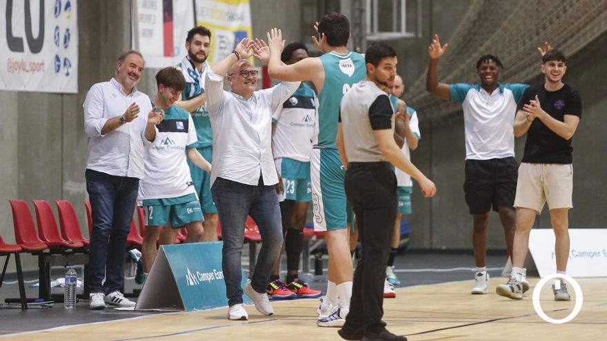 La nueva era del UCB: de estar a un paso de Segunda FEB, a renunciar a salir en EBA