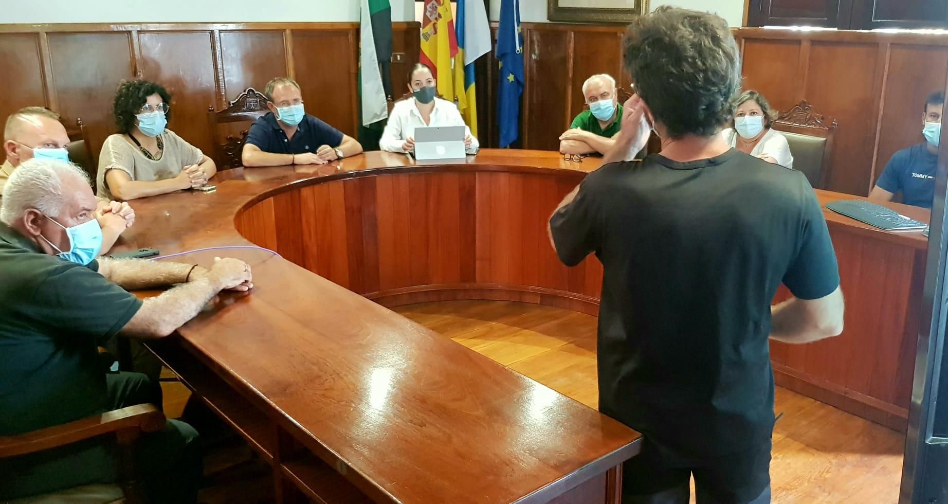 Reunión celebrada en  el Ayuntamiento de El Paso.