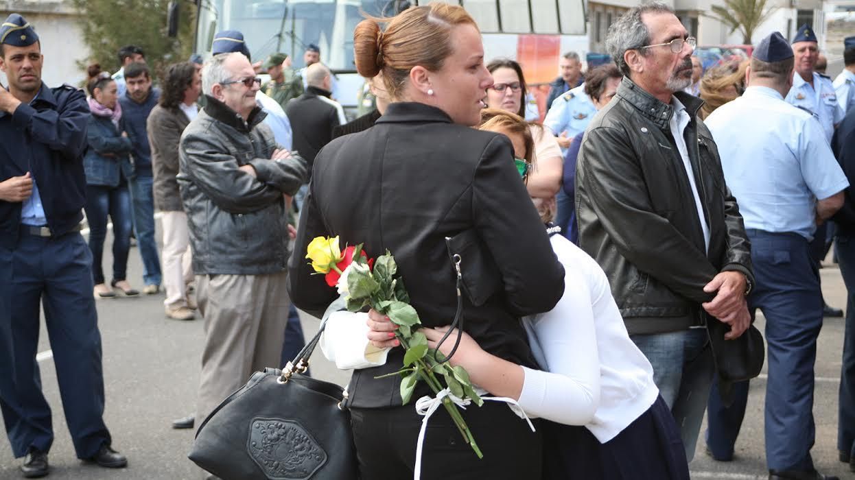 Acto de homenaje a los cuatro militares que fallecieron en el accidente del helicóptero del SAR. (ALEJANDRO RAMOS)