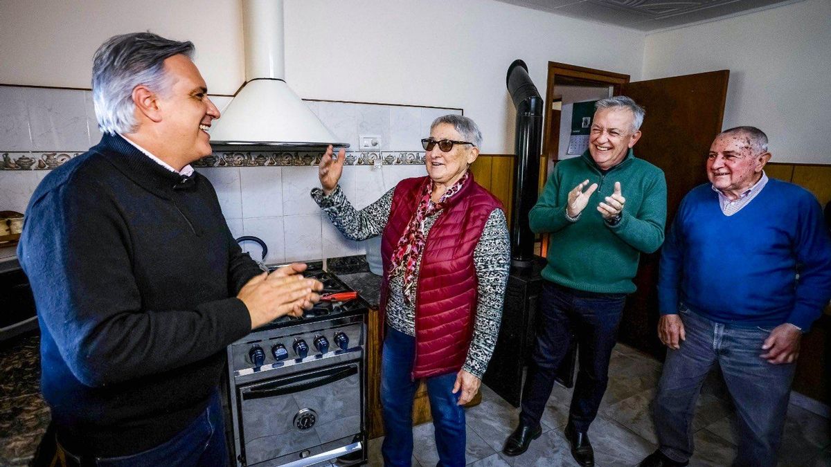 El gobernador Martín Llaryora en la visita a Onagoity del 28 de junio pasado.