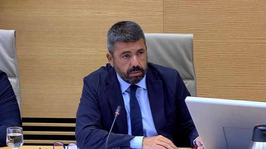 Carlos Mazón se niega a responder en la comisión de investigación de la dana: "Los tribunales ya se han pronunciado"