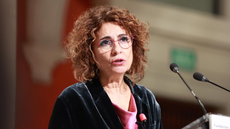 María Jesús Montero interviene en una nueva edición de los desayunos informativos de Europa Press Andalucía.