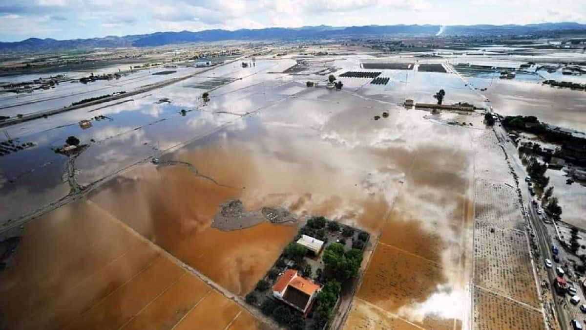 El agua reclama su sitio en Lorca: "Vendrán más temporales y la naturaleza volverá a sacar sus escrituras"