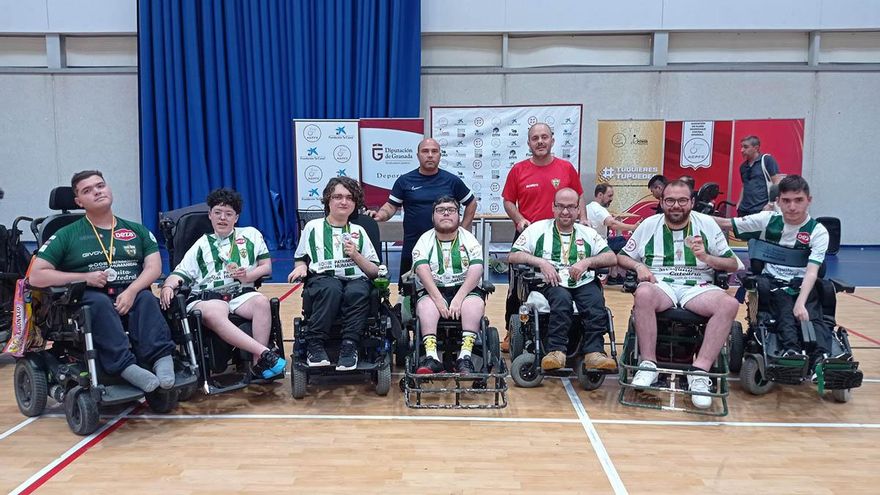 Los Atómicos, subcampeones de Copa