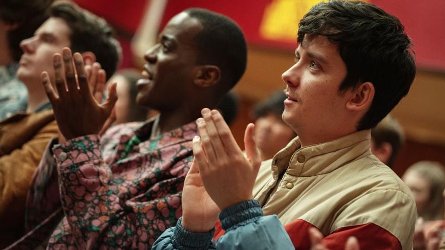 'Sex Education' repite como bomba sexual en su temporada 3, en la que también explota la educación emocional