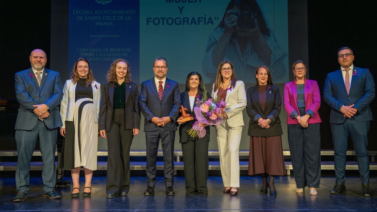 Santa Cruz de La Palma reconoce a Nieves Gloria Concepción González como Mujer Destacada del Municipio 2026