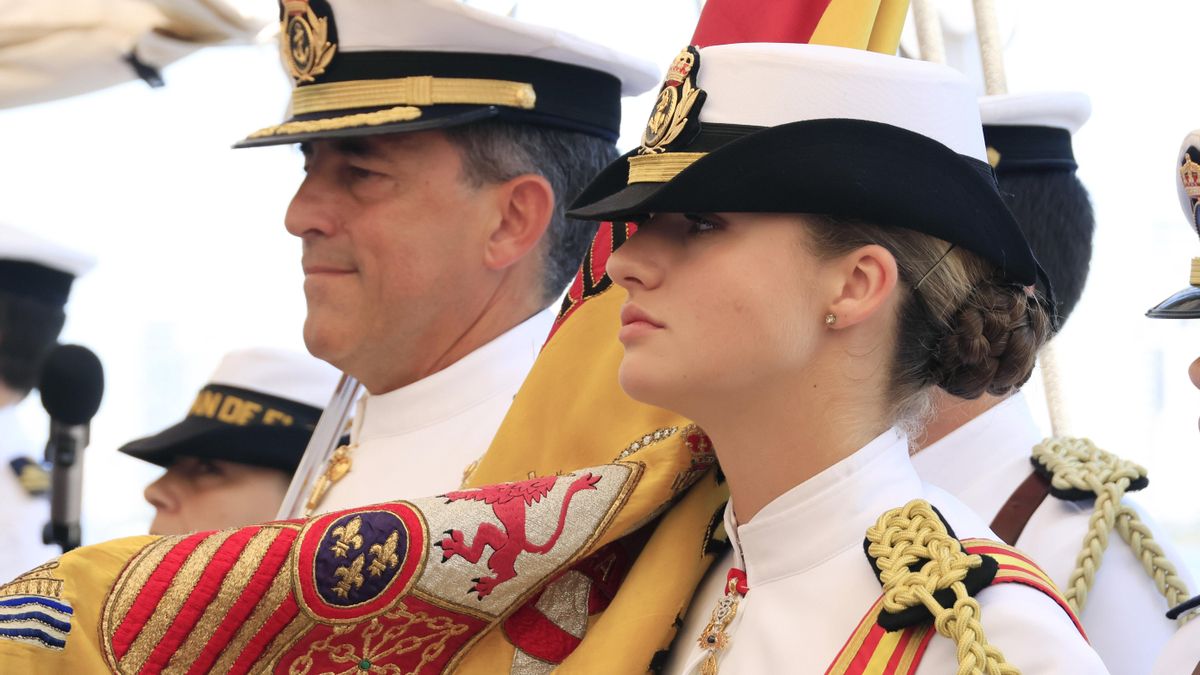 ¿Merece Leonor la Medalla de Galicia? Ni la oposición ni las encuestas respaldan el supuesto "cariño" que esgrime la Xunta