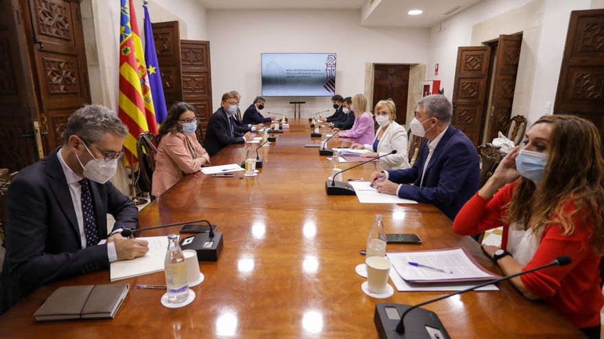 La Comunitat Valenciana elimina limitaciones en espacios culturales y comercios y aumenta aforos y horarios en hostelería y ocio nocturno