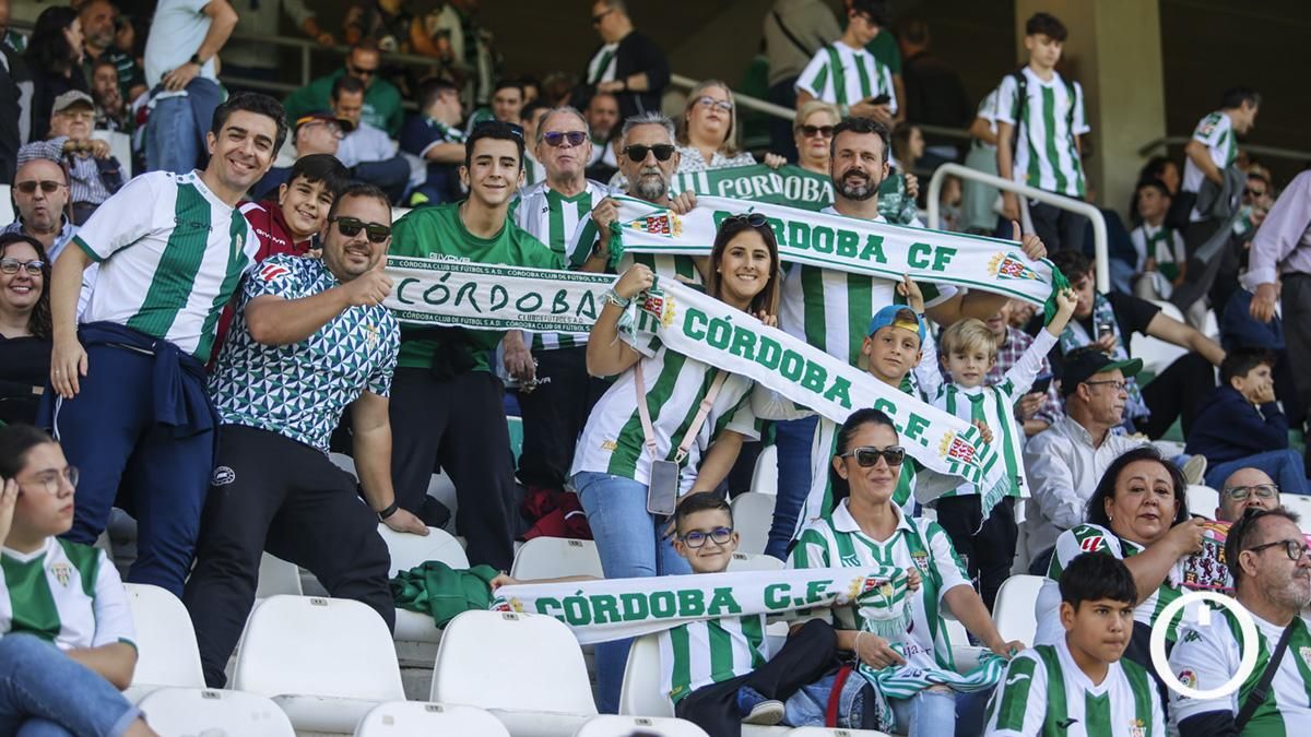Grada Blanquiverde del Córdoba CF - CD Castellón