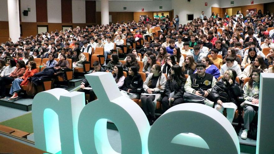 La Universidad de León señala como riesgos para su futuro la pérdida de población y las universidades privadas