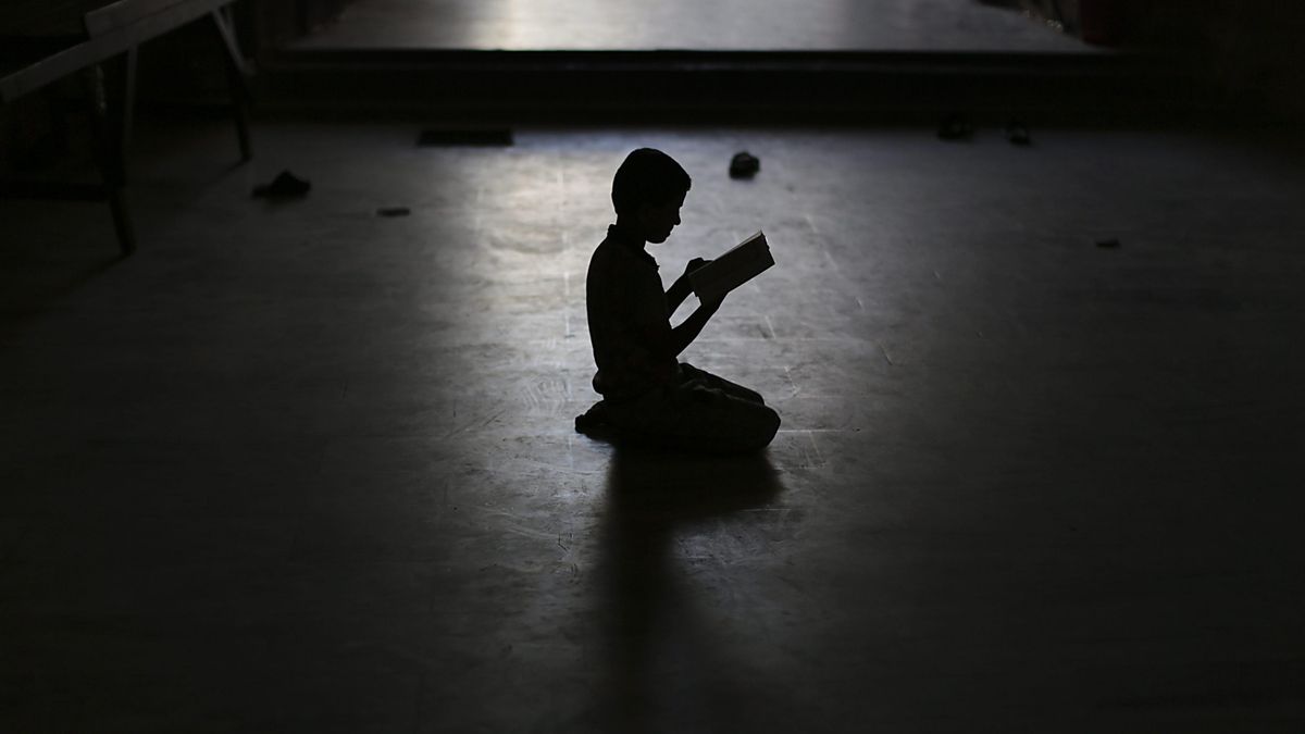 Los disléxicos chocan con la Junta de Andalucía en su lucha por las oposiciones adaptadas: “Dedico una hora a revisar”