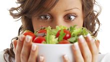 Comer ensalada hasta el fallo