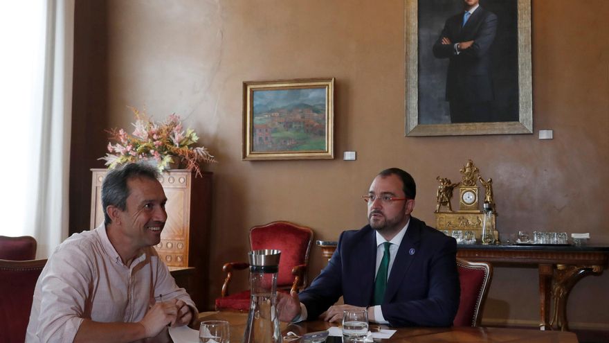 PSOE y Convocatoria por Asturies rubrican un preacuerdo de gobierno para una legislatura "progresista"
