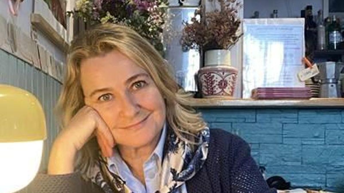 La Casona de San Feliz acoge la presentación de ‘Viaje a la ausencia’, la obra más íntima de Almudena Solana