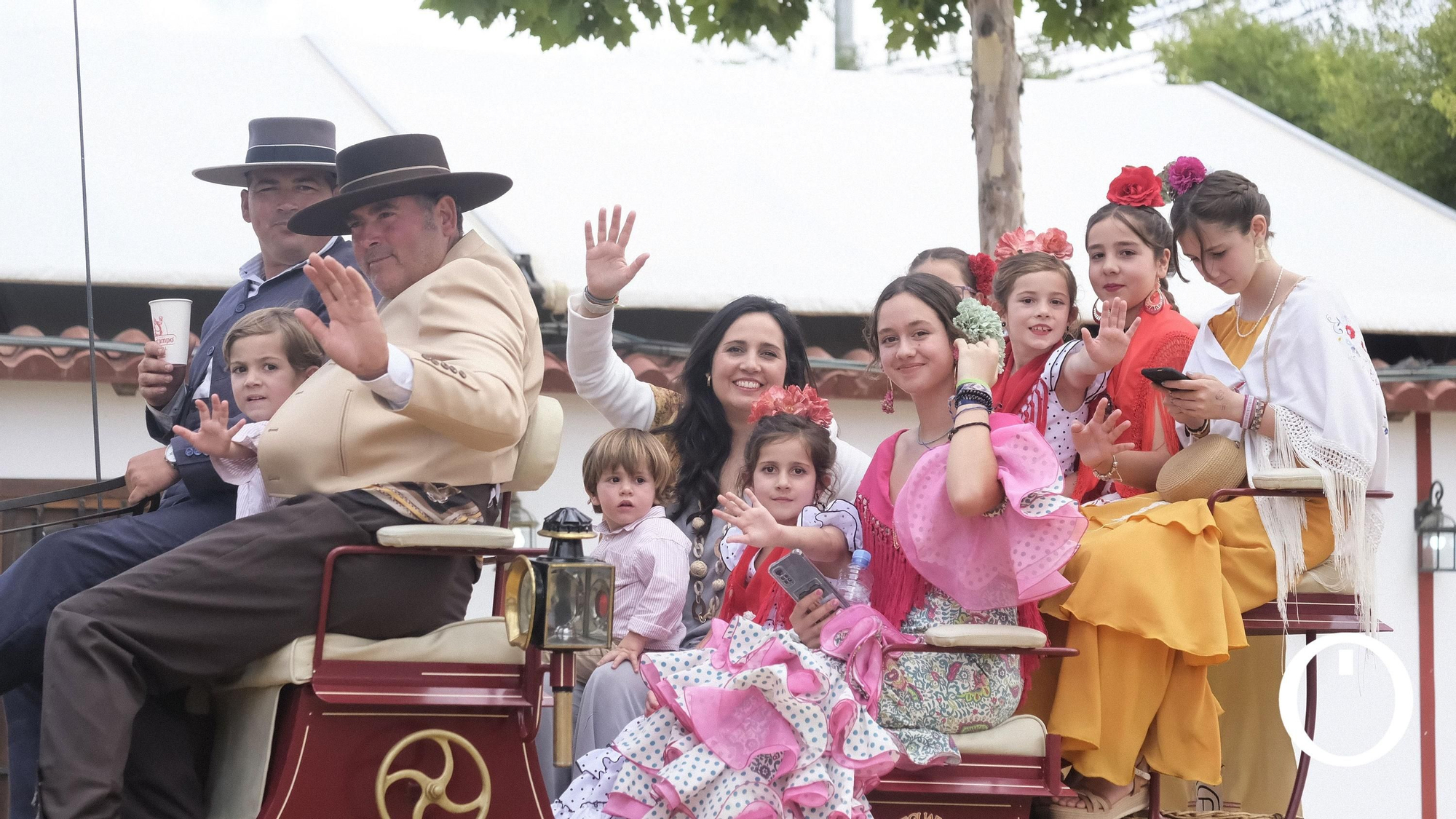Ambiente de viernes en la Feria de Córdoba.