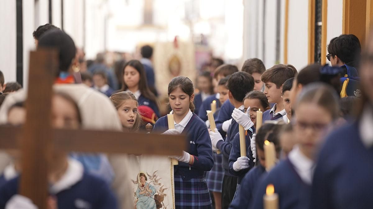 Procesión infantil del Colegio FEC Sagrada Familia